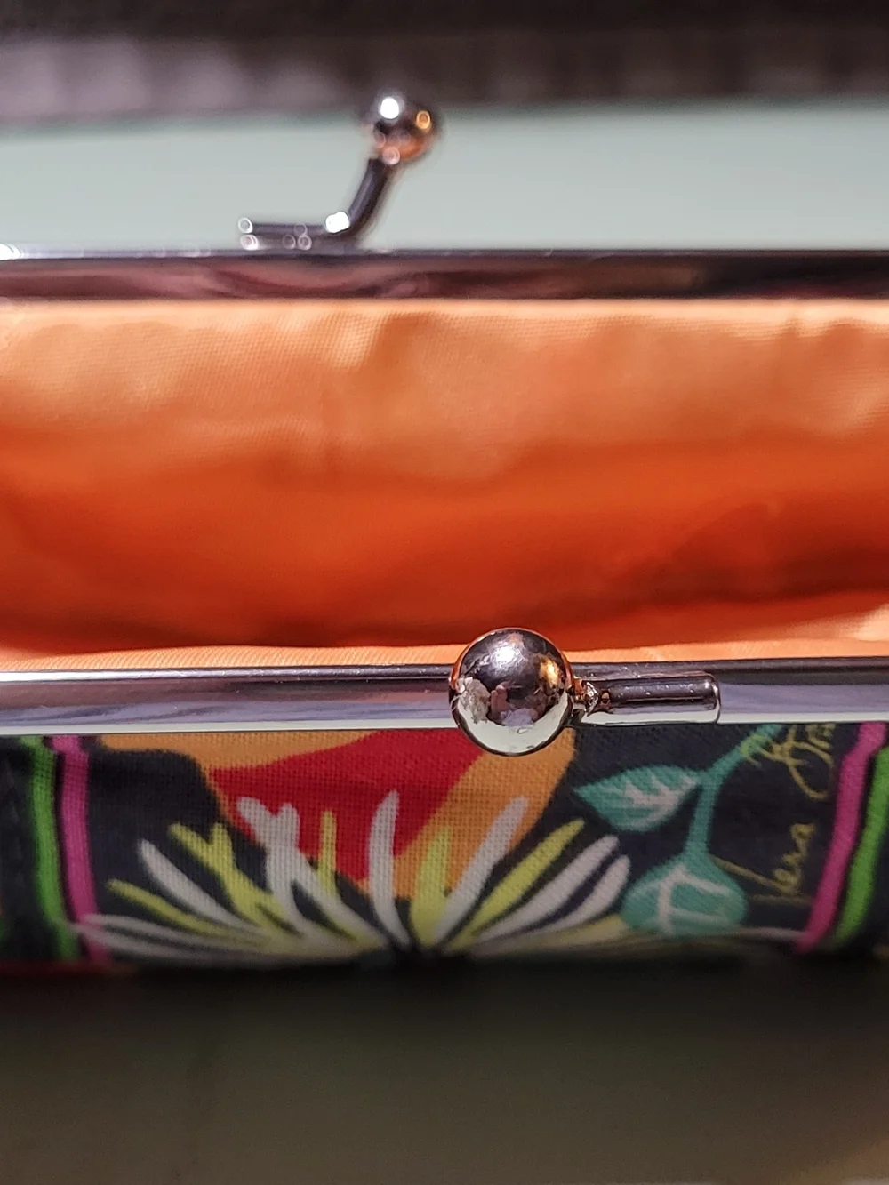 Vera Bradley kiss‑lock quilted coin